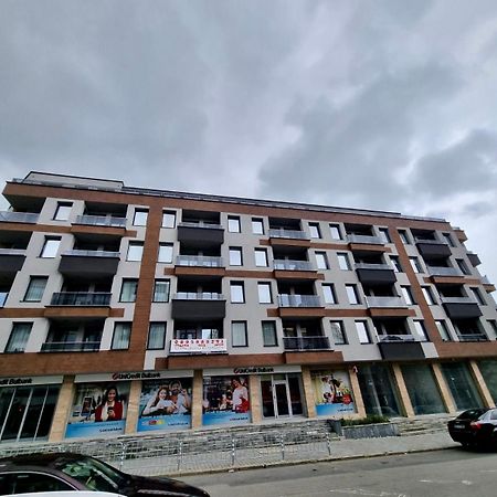 Best Family Apartments & Parking 소피아 외부 사진